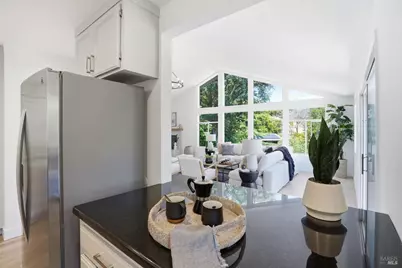 53 Circle Road, San Rafael, CA 94903 - Photo 6