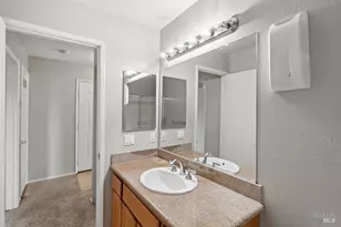 2915 N Texas St, Fairfield, CA 94533 - Photo 8