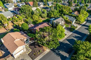 876 Dover Cir, Benicia, CA 94510 - Photo 58