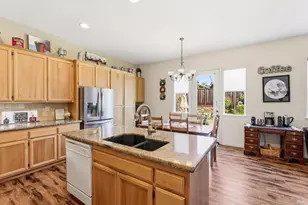442 Muscat Dr, Cloverdale, CA 95425 - Photo 6