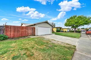 213 Santa Cruz Dr, Fairfield, CA 94533 - Photo 4
