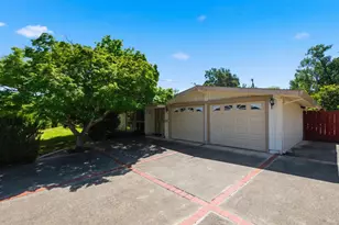 1001 Broadmoor Dr, Napa, CA 94558 - Photo 2
