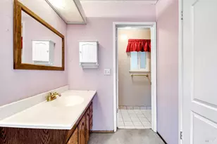 65 Vivian Ct, Novato, CA 94947 - Photo 18