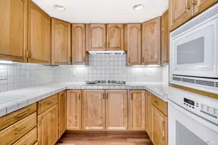 65 Vivian Ct, Novato, CA 94947 - Photo 14