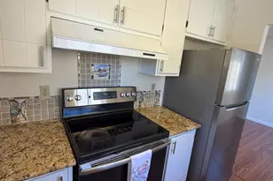 306 Silvio Ln, Novato, CA 94947 - Photo 12