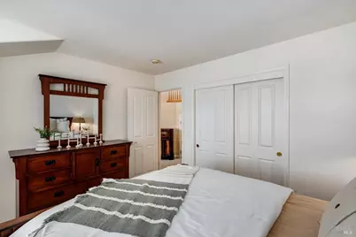 814 W I Street, Benicia, CA 94510 - Photo 30