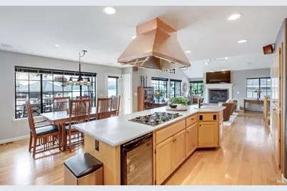 814 W I Street, Benicia, CA 94510 - Photo 12