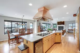 814 W I St, Benicia, CA 94510 - Photo 12