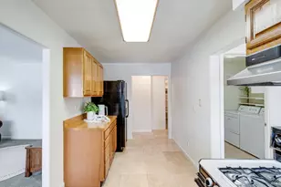 814 W I St, Benicia, CA 94510 - Photo 40