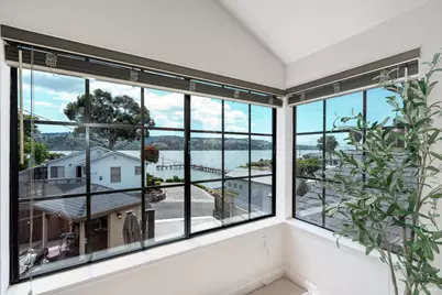814 W I Street, Benicia, CA 94510 - Photo 20