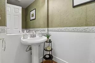 18 Richardson Rd, Novato, CA 94949 - Photo 16