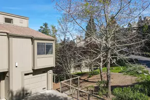 194 Pelican Ln, Novato, CA 94949 - Photo 4