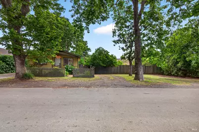 440 Goodman Avenue, Santa Rosa, CA 95407 - Photo 36