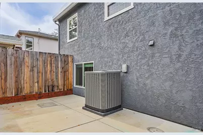 139 Claremont Avenue, Vallejo, CA 94590 - Photo 24