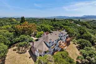 10 Lockton Ln, Novato, CA 94945 - Photo 2