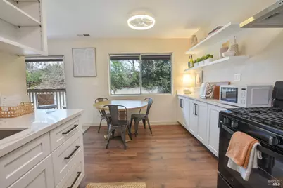 919 W L Street #15, Benicia, CA 94510 - Photo 10