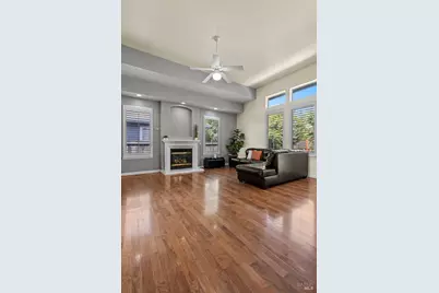 4717 Starbuck Avenue, Santa Rosa, CA 95409 - Photo 8