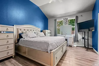 4717 Starbuck Avenue, Santa Rosa, CA 95409 - Photo 8