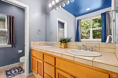4717 Starbuck Avenue, Santa Rosa, CA 95409 - Photo 12
