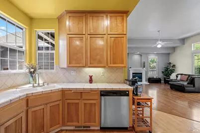 4717 Starbuck Avenue, Santa Rosa, CA 95409 - Photo 8