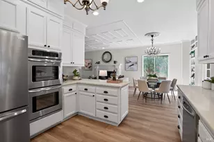 16 Figtree Ln, Novato, CA 94947 - Photo 10