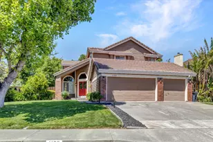 1102 Hickory Ave, Fairfield, CA 94533 - Photo 2