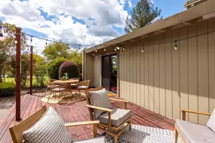 1084 Red Tail Rd, Healdsburg, CA 95448 - Photo 32