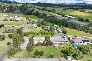 1084 Red Tail Rd, Healdsburg, CA 95448 - Photo 54