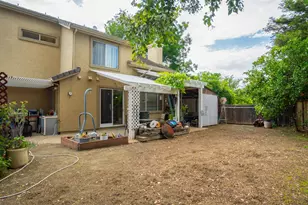 1636 Sandalwood Ct, Fairfield, CA 94534 - Photo 2