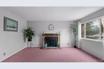 417 W 8th Street, Santa Rosa, CA 95401 - Photo 6