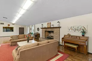 300 E H St, Benicia, CA 94510 - Photo 36