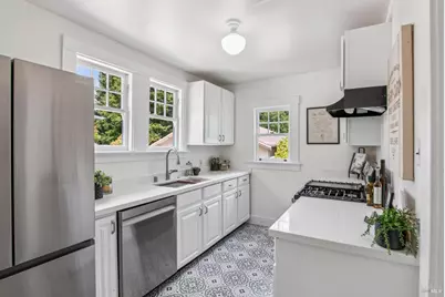 210 Greenfield Avenue, San Anselmo, CA 94901 - Photo 14