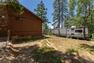 1618 Daphne Dr, Willits, CA 95490 - Photo 18