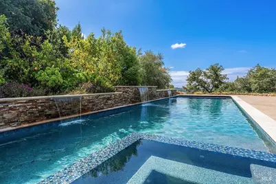 740 Shiloh Terrace, Santa Rosa, CA 95403 - Photo 2