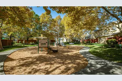 106 Roseburg Way, Fairfield, CA 94534 - Photo 36