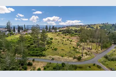 164 Meadowcroft Way, Santa Rosa, CA 95403 - Photo 2
