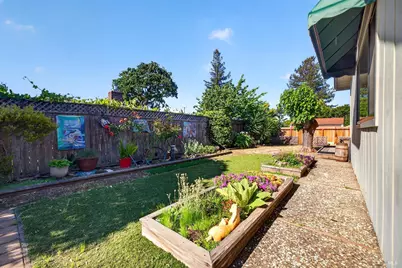 5540 Mulberry Drive, Santa Rosa, CA 95409 - Photo 52