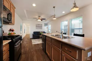 54 Romani Ct, Santa Rosa, CA 95407 - Photo 8