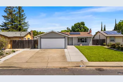 387 Colonial Circle, Vacaville, CA 95687 - Photo 1