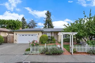 2020 Vista Ln, Petaluma, CA 94954 - Photo 2