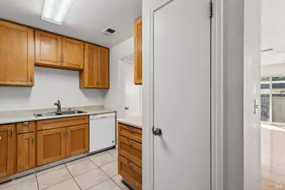 1834 Primavera Drive, Santa Rosa, CA 95409 - Photo 18
