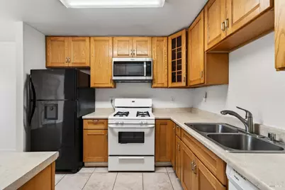 1834 Primavera Drive, Santa Rosa, CA 95409 - Photo 22