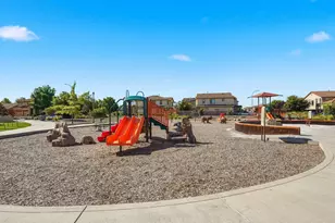 937 Pinehurst Ct, Vacaville, CA 95688 - Photo 38