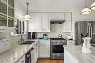 32 Mariposa Ln, Novato, CA 94947 - Photo 8