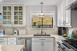 32 Mariposa Ln, Novato, CA 94947 - Photo 6