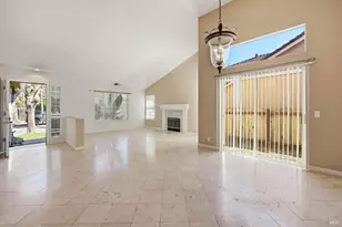 346 Summer Rain Dr, Windsor, CA 95492 - Photo 2
