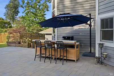 512 McNear Avenue, Petaluma, CA 94952 - Photo 40