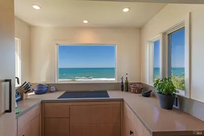 7187 Cliff Avenue, Bodega Bay, CA 94923 - Photo 28