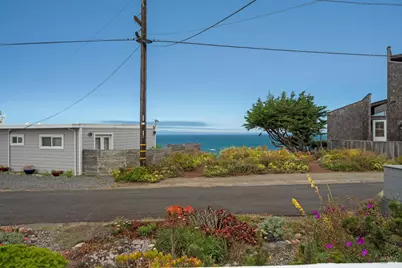 7036 Cliff Avenue, Bodega Bay, CA 94923 - Photo 4