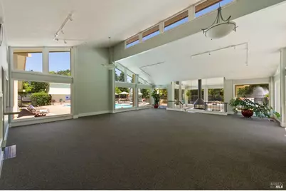 2426 Lakeview Drive, Santa Rosa, CA 95405 - Photo 38